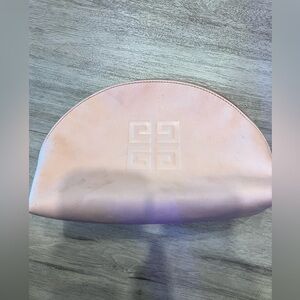 Givenchy Makeup bag light pink